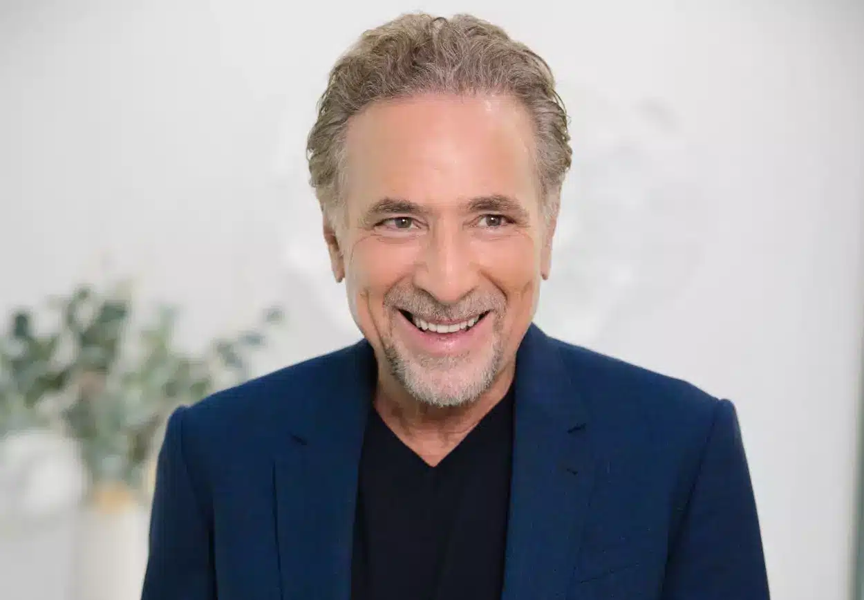 blog-ba-aesthetics-md-9-x-625-in-4-6882ca2ad4635 Dr. Mark Anton, renowned Newport Beach Plastic Surgeon.