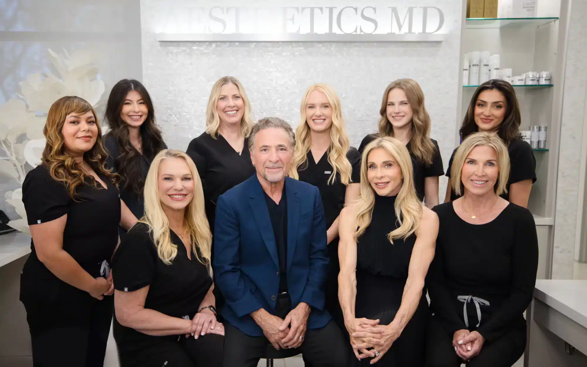 5 reasons morpheus8 Morpheus8 logo with model woman smiling.